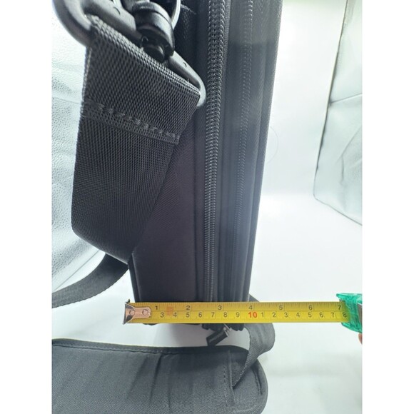 Case Logic VNC-218BLACK 18 Inch Laptop Bag Briefcase Soft Computer Unisex - Picture 10 of 15